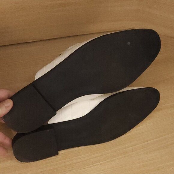 Just Fab White Faux Crocodile Slip On Mules 7 1/2 - Picture 5 of 6